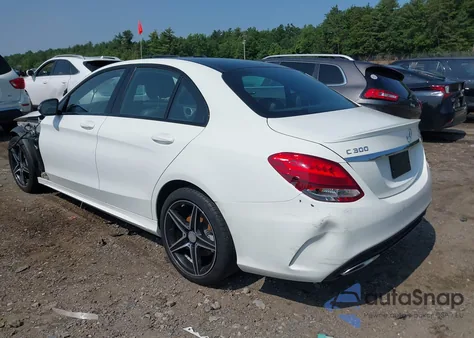 2016 Mercedes-Benz C 300 4Matic/Luxury 4Matic/Sport 4Matic из США, поврежденный, VIN 55SWF4KB5GU129294